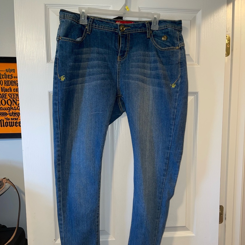 Womens Apple Bottom Jeans